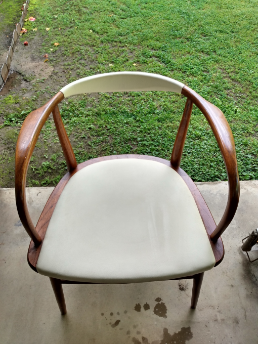 Chair_cleanedafter